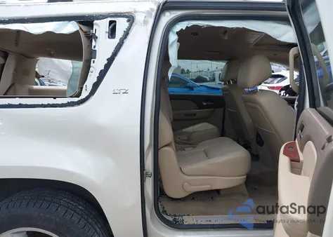 2013 Chevrolet Suburban 1500 Ltz из США, поврежденный, VIN 1GNSCKE03DR296290